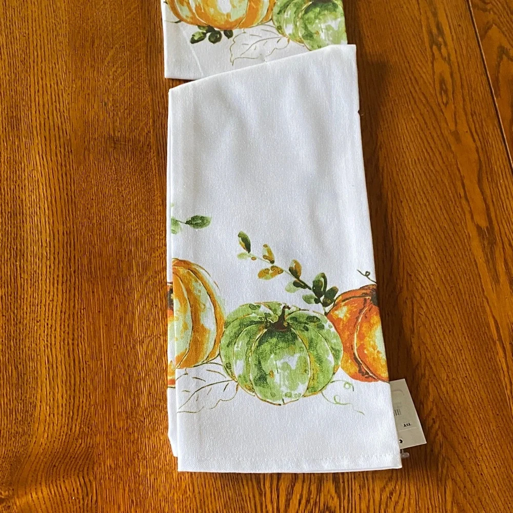 Kitchen Pumpkin Print Cotton Tea Towel - White with Orange & Green Pumpkins
